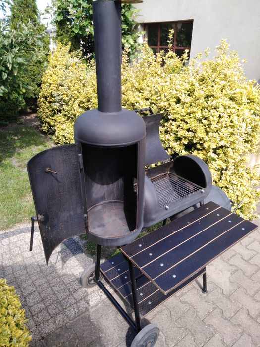 Grill-wędzarnia solidna