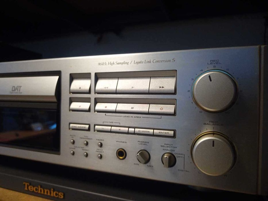 Sprzedam Pioneer DAT D-07A