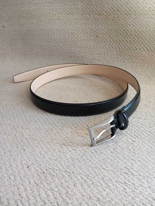 Cinto / Correia cabedal -- NOVO --- PRETO 110 cm