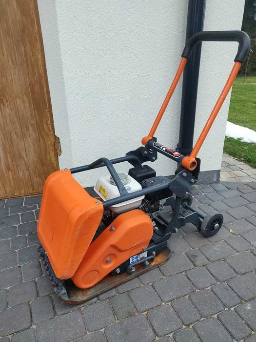 Zagęszczarka Belle 82kg Honda