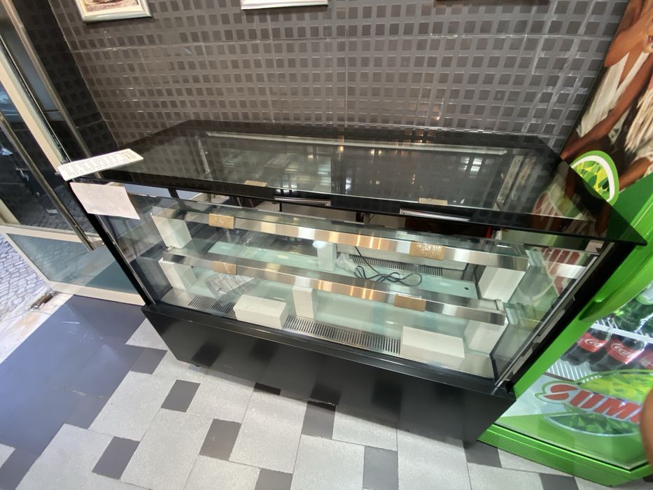 Montra Refrigerada / Vitrine Expositora Nova (1,55m x 60cm) - Pastelaria / Charcutaria