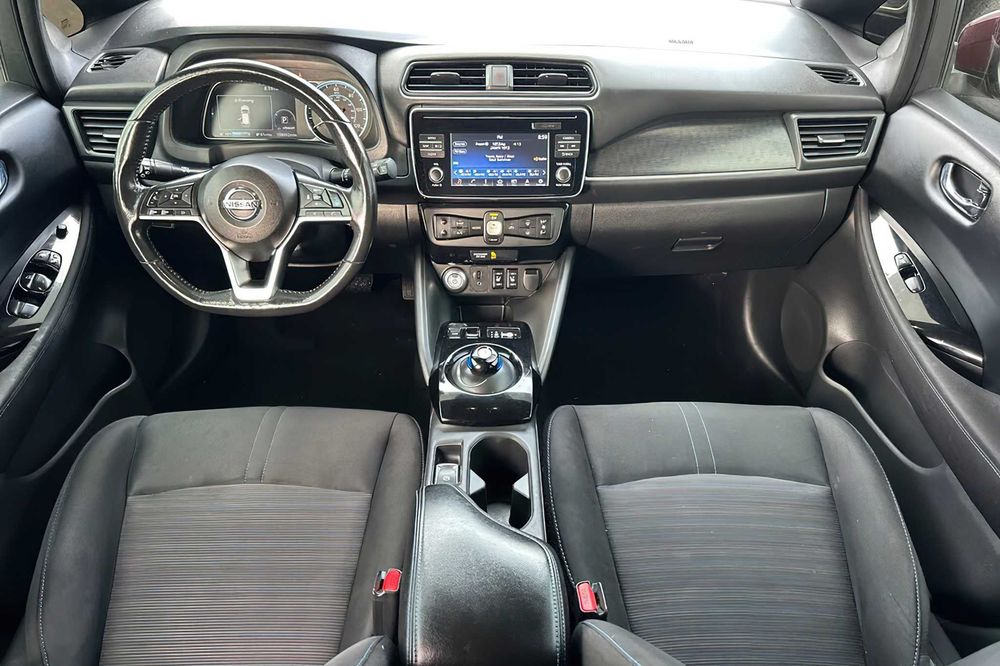 Nissan LEAF SL      2018