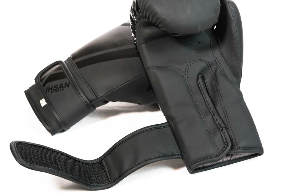 Nowe Rękawice bokserskie treningowe gel matte Ihsan Sports