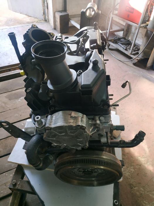 Двигун Фольксваген т5 2.0 2013.103kw 140