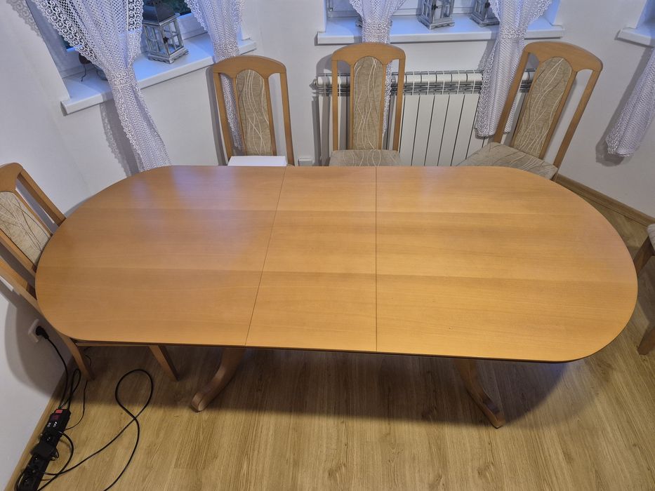 Stół w kolorze olcha - do negocjacji