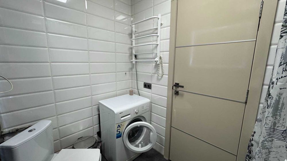 1к квартира з ремонтом.  Сертифікат  Газ  Балкон