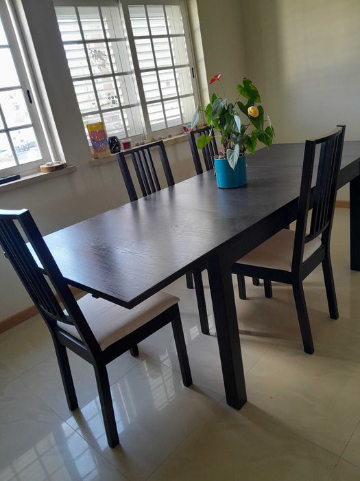 Mesa de jantar modelo descontinuado IKEA