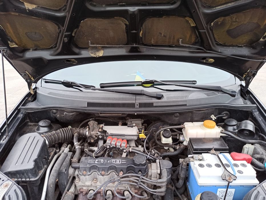 Chevrolet Aveo 2007 • 1.5 Газ/Бензин