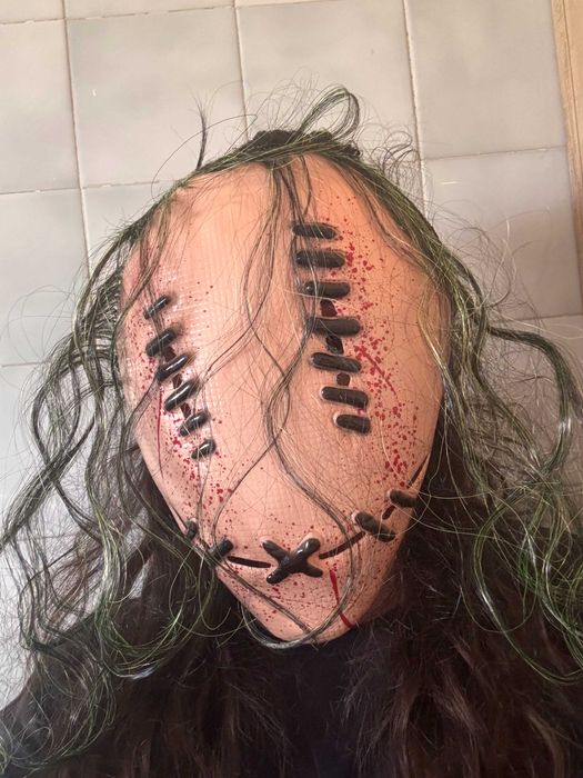 Máscara de Halloween nova