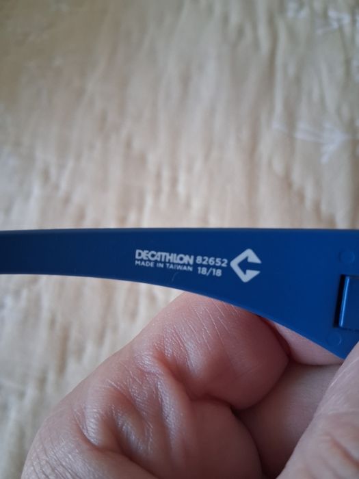 Óculos de sol com lentes espelhadas para criança