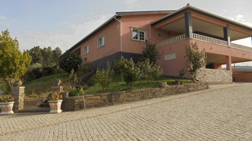 Moradia T4 em Macedo de Cavaleiros – O Seu Refúgio de Luxo Próximo do Azibo