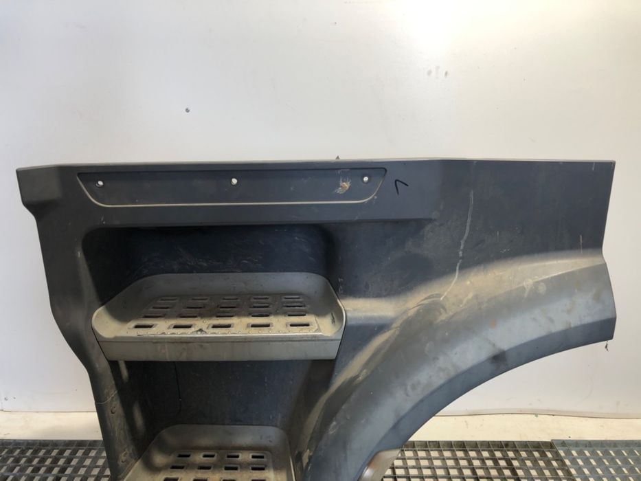 STOPIEŃ KABINY LEWY DAF XF 1835023 12.9 462KM