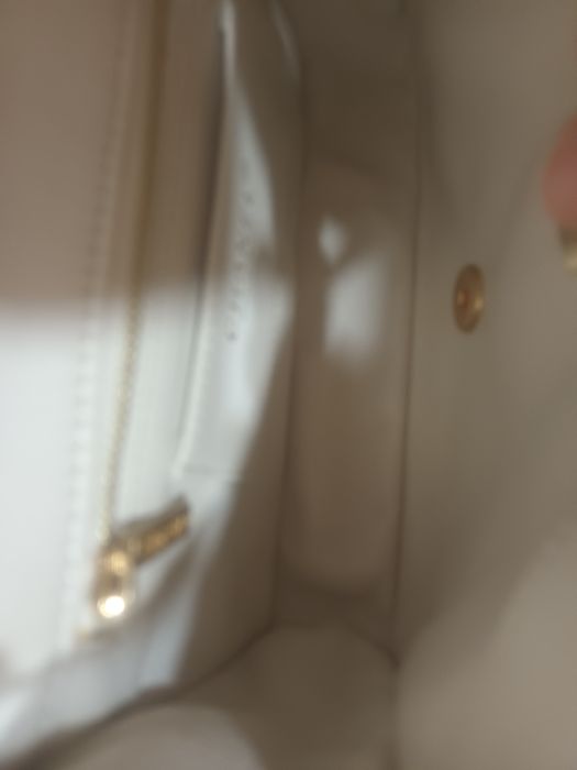 Mala a tiracolo pequena Chanel