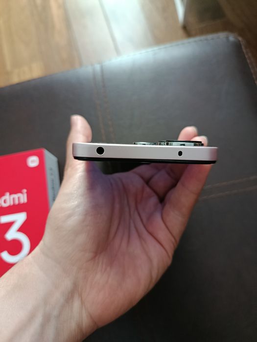 Xiaomi Redmi 13 4G 6GB/128GB Dual SIM – Pearl Pink | Excelente Estado | Desbloqueado