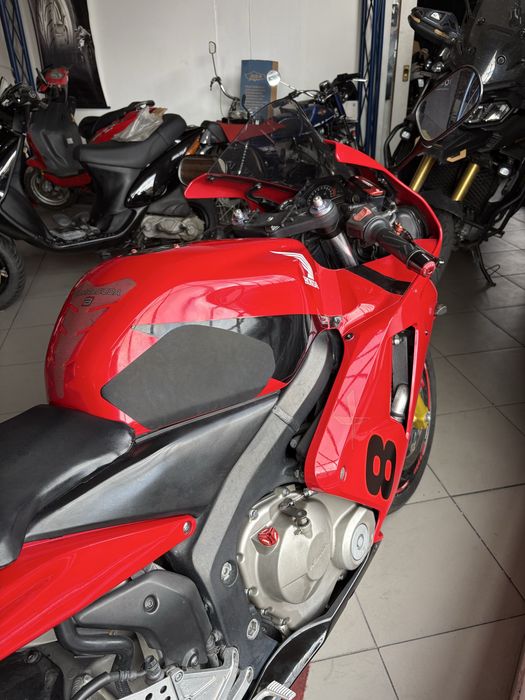 Honda cbr600rr como nova