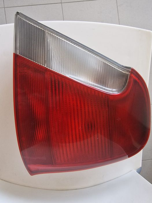 Vendo farol drto traseiro MG ZT