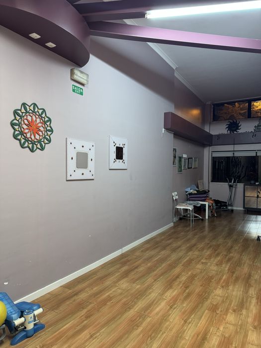 Alugo Espaço para Manicure/Unhas