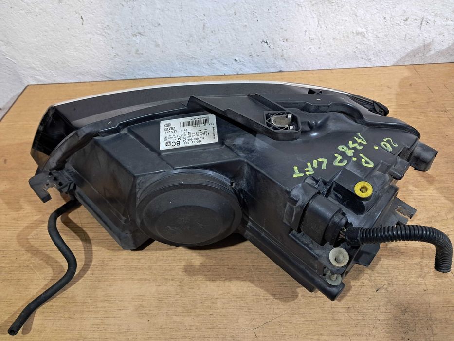 Lampa lempy reflektor przód przedni prawy + lewy AUDI A3 8P Lift UK