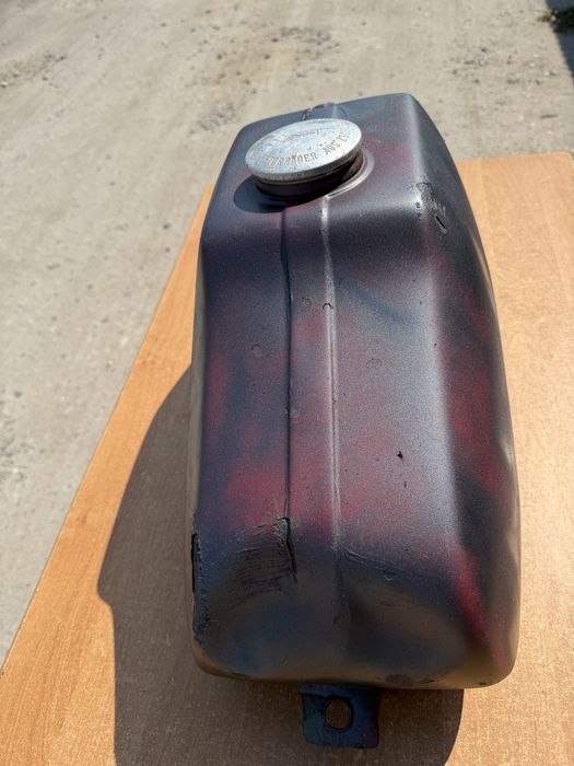 Zbiornik paliwa ETZ 250 plus korek