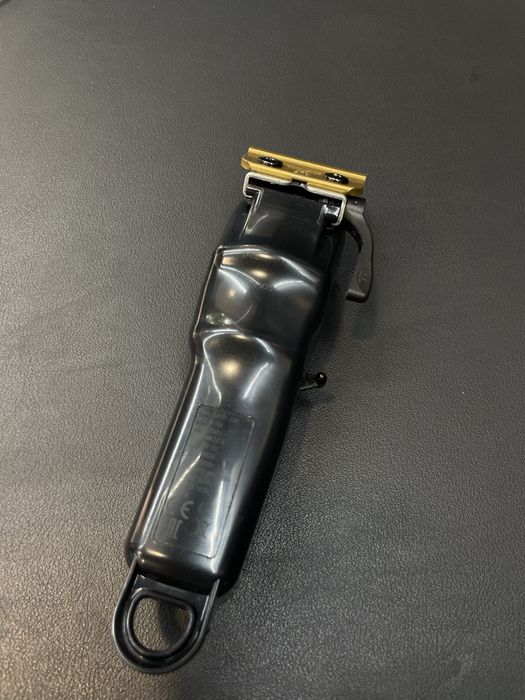 Wahl magic clip preta
