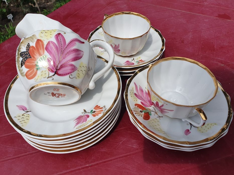 Вербилки, частина сервізу Пурпурний лист