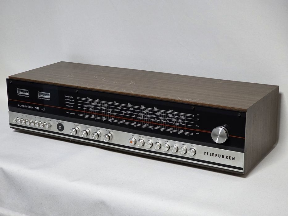 Receiver Vintage reparado Telefunken