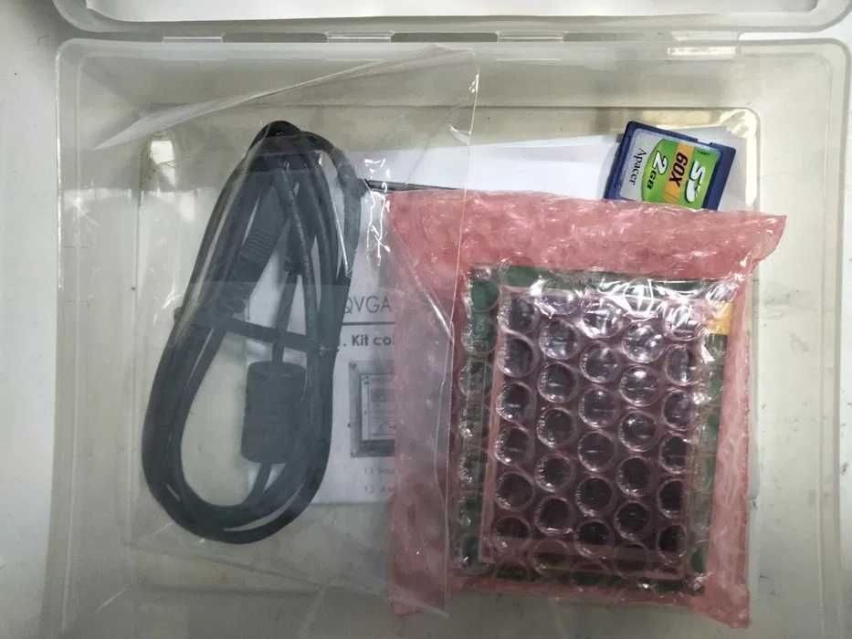 Kit de desenvolvimento iTouch 2,8" da Microchip