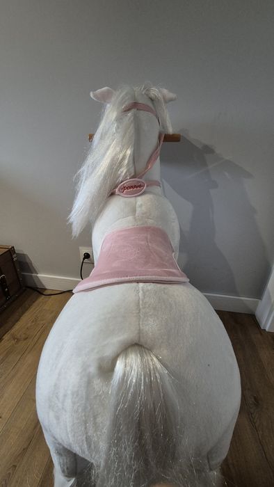 Jeżdżący mechaniczny koń Ponnie Tiara M z różowym siodłem
Code: H405P