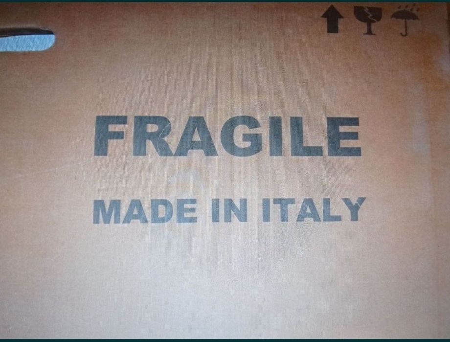 Umywalka fragile wloska 47x56 cm