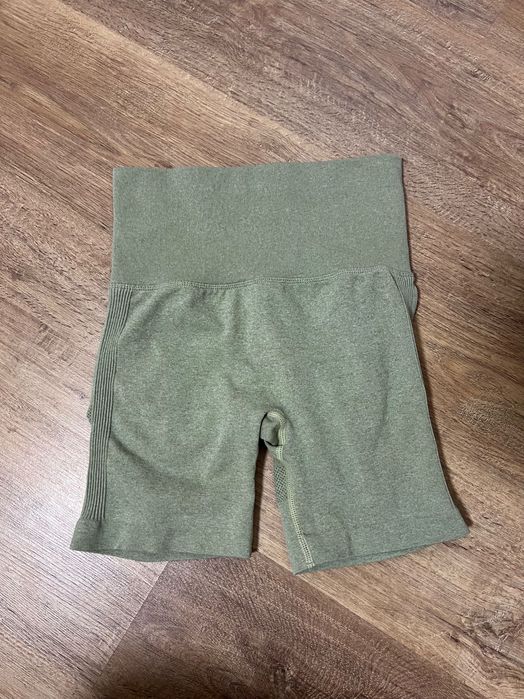 Велосипедки з пуш-ап ефектом