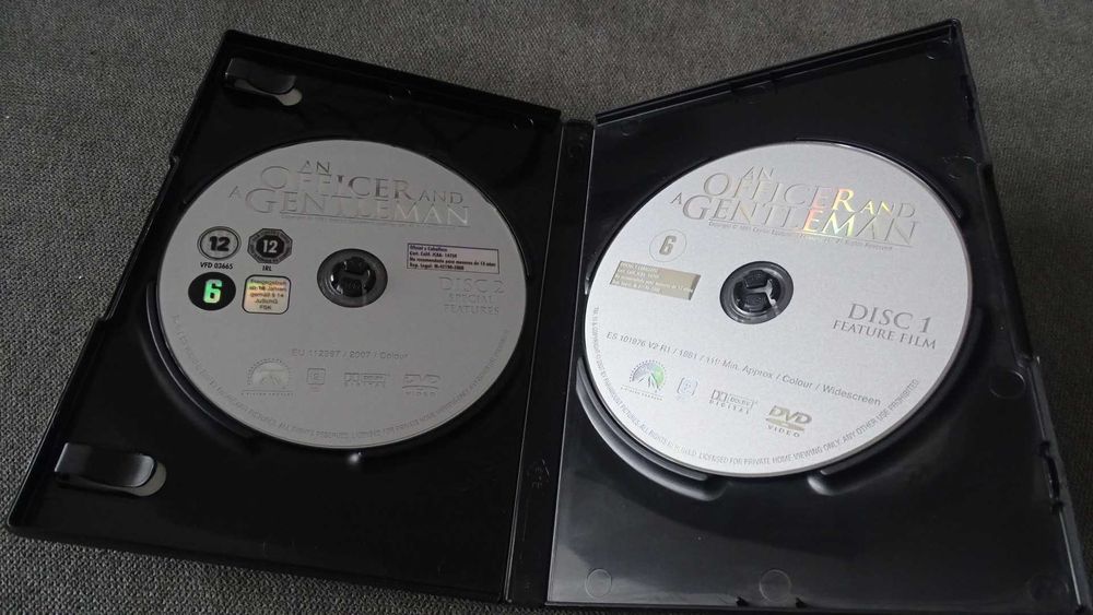 DVD Oficial e Cavaleiro . 1982 . 2 DVDs - Richard Gere - RARO