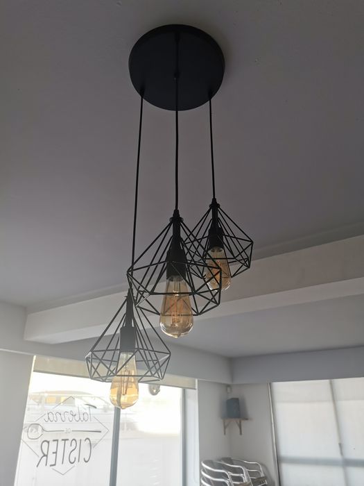 Candeeiro com 3 lâmpadas