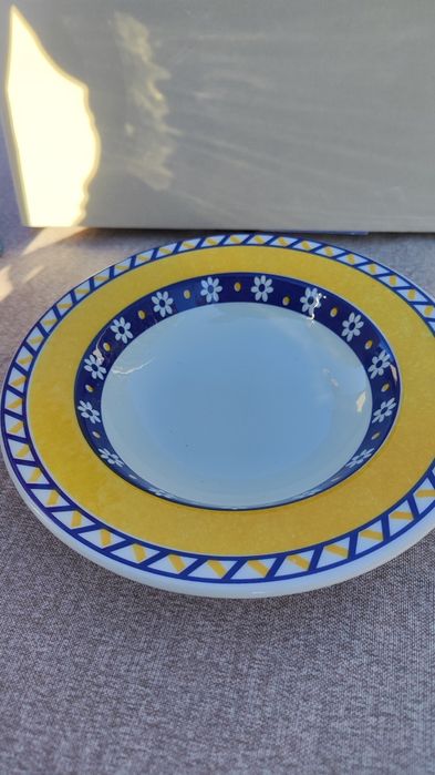 Conjunto de pratos cerâmica