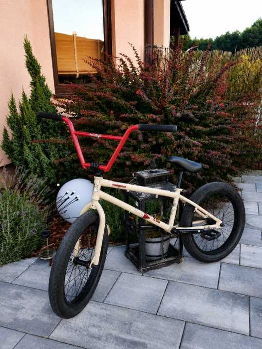 Rower BMX MONGOOSE LEGION L80 beżowy 20"