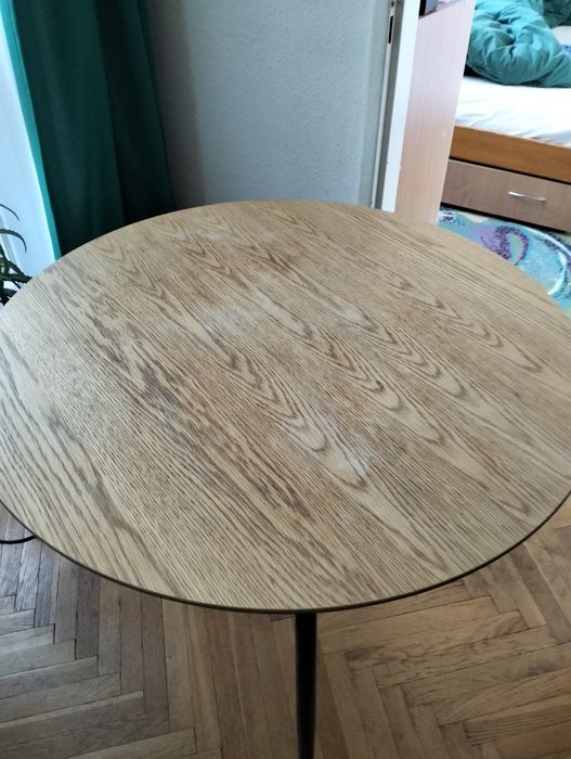 Sprzedam stół 80 cm