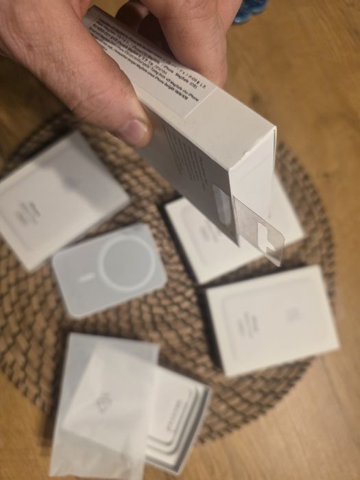 Nowy Powerbank aplle 5000