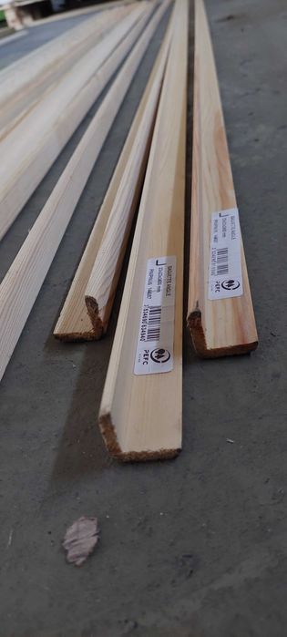 Molduras de canto em pinho 23X23X2400MM