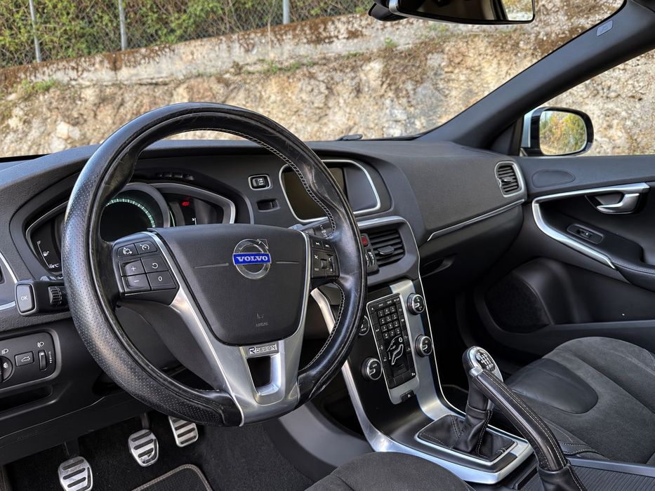 Volvo V40 1.6D R-Design Nacional