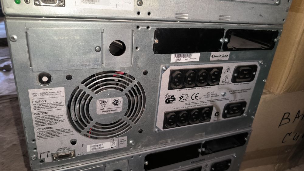 Бесперебійник ДБЖ APC Smart 5000 SU5000RMi5U