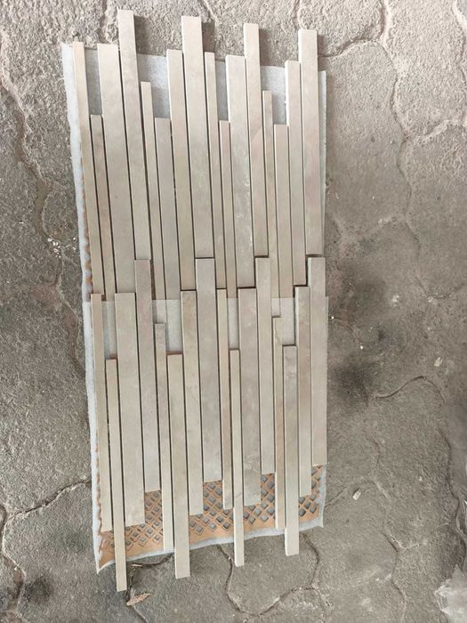 Revestimento de parede em pastilha "Inalco" – Imitação de pedra – 30 € / caixa