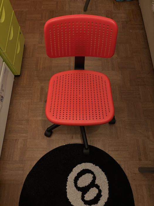 Cadeira Criança Vermelha