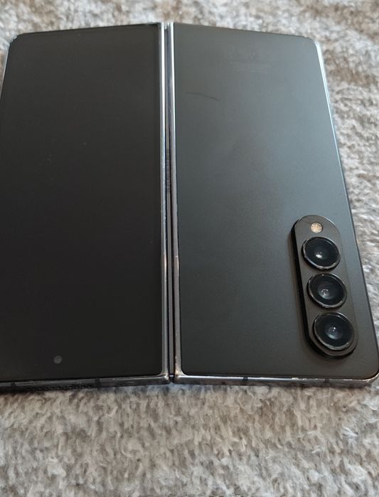 Samsung Galaxy Fold 4