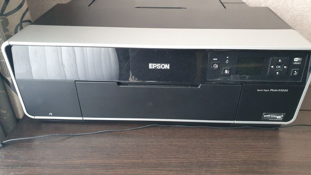 Принтер Epson Stylus R 3000