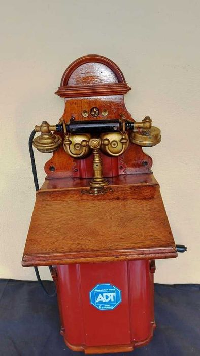 Stary telefon wiszący norweski 1910 r. nr 48A