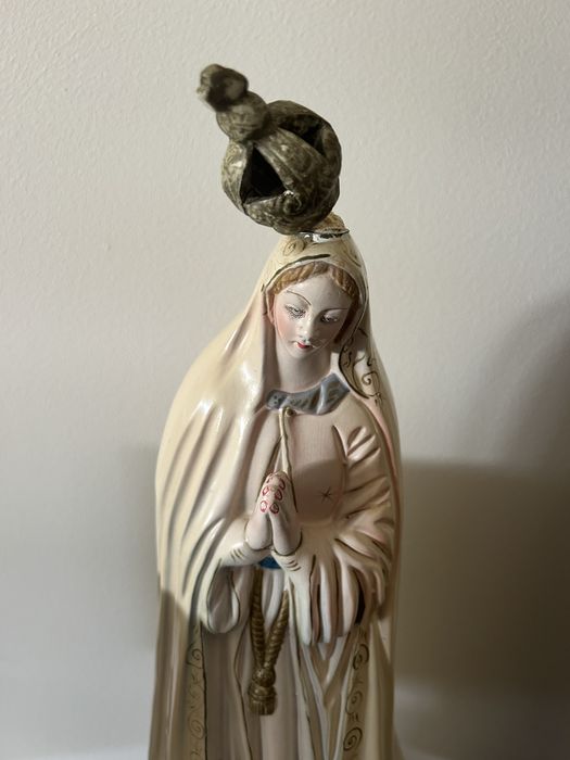Nossa Senhora em loiça grande