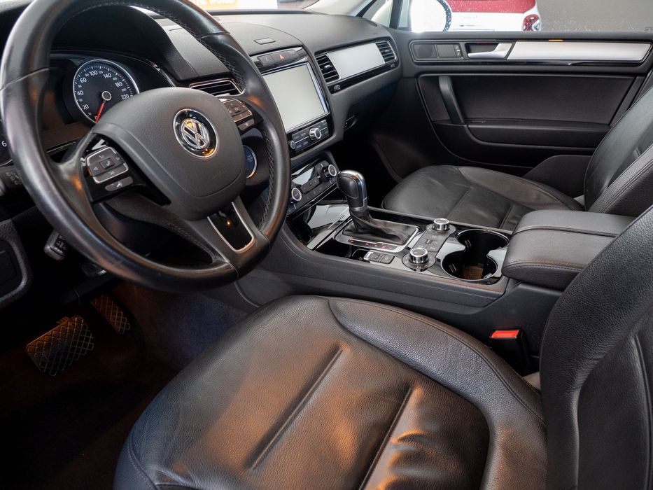 2013 VW Touareg 3.0TDI ALL Drive 158mkms Nacional full extras