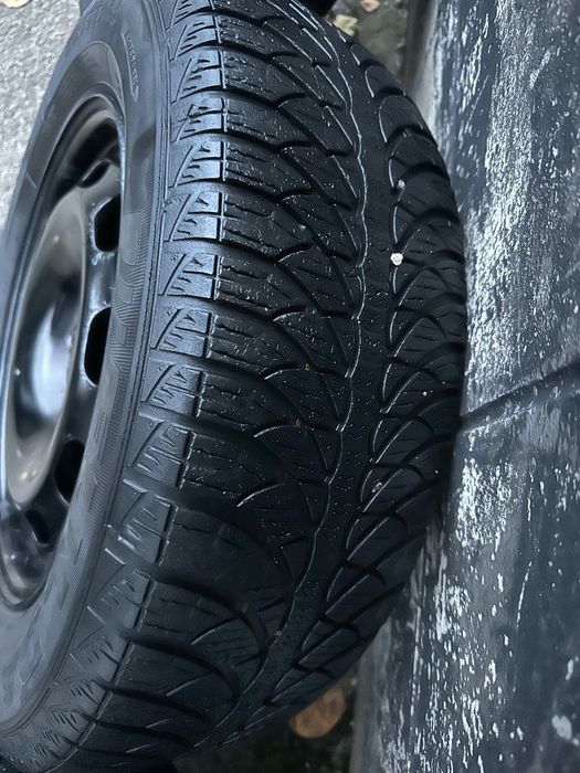 Продам диски с резиной R15 Volkswagen