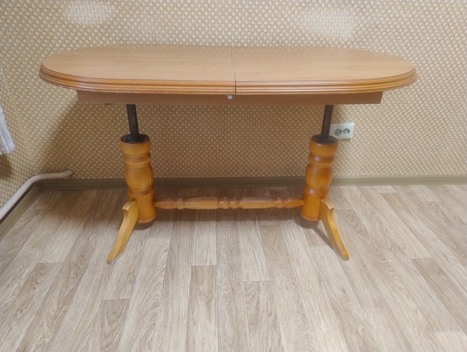 Стіл обідній розсувний