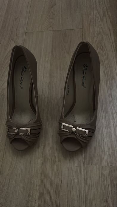 Calcado senhora em exelente estado