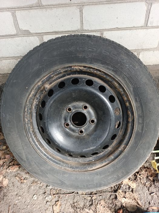 продам запаску 5/100  ЦО 60 R15